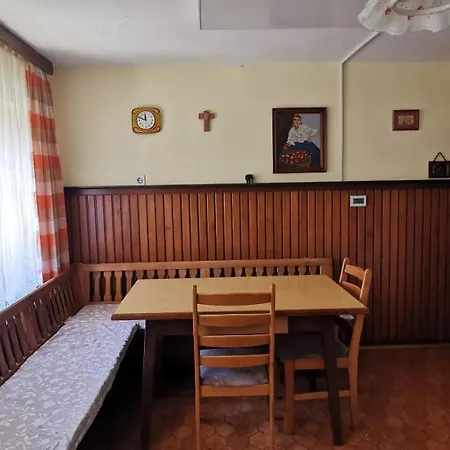 House Studor Nyaraló *